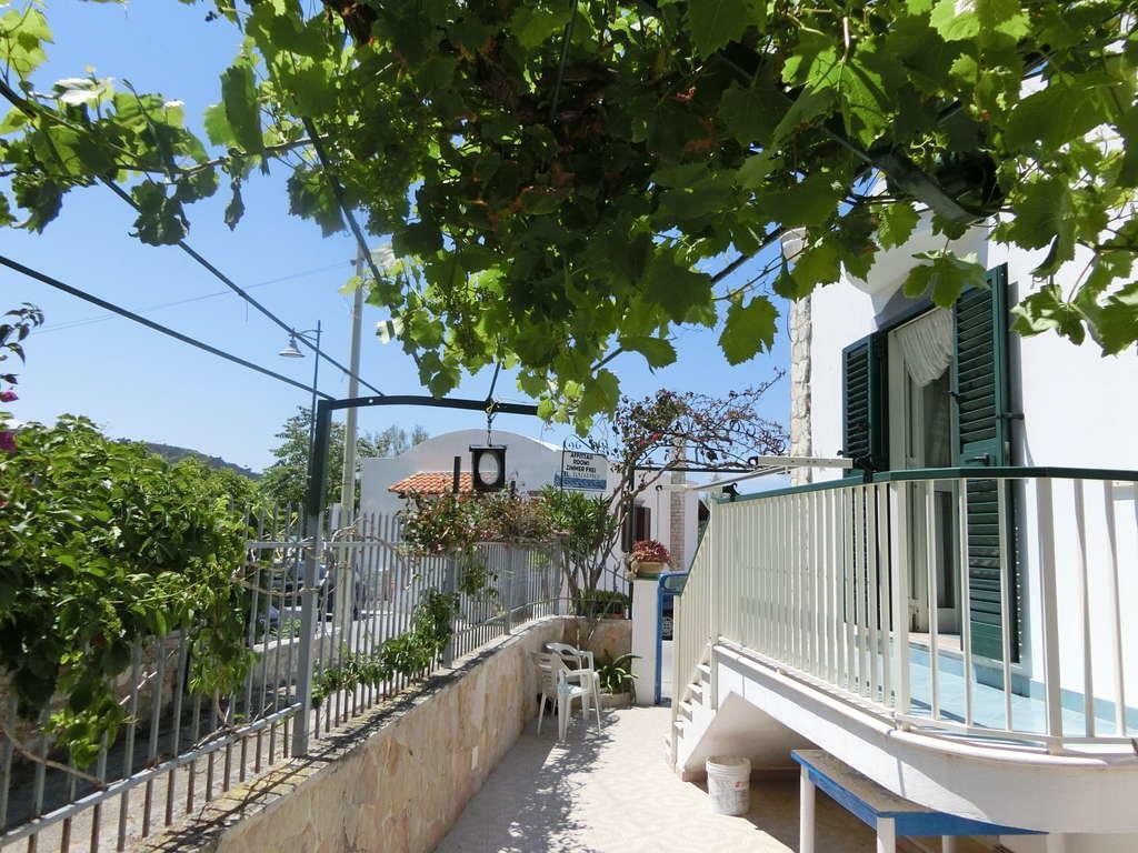 Blu Marine Casa A 10Mt Dalla Spiaggia 페스키치 외부 사진