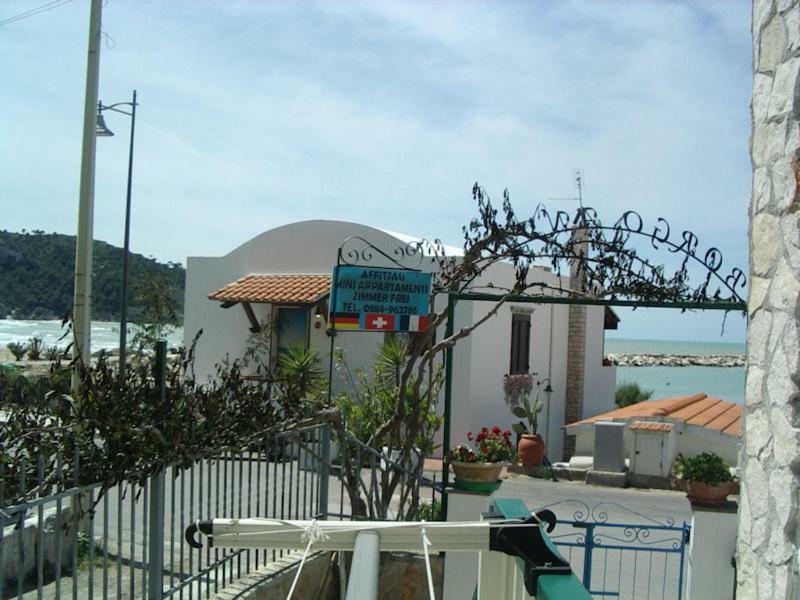 Blu Marine Casa A 10Mt Dalla Spiaggia 페스키치 외부 사진