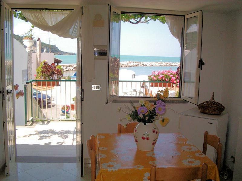 Blu Marine Casa A 10Mt Dalla Spiaggia 페스키치 외부 사진